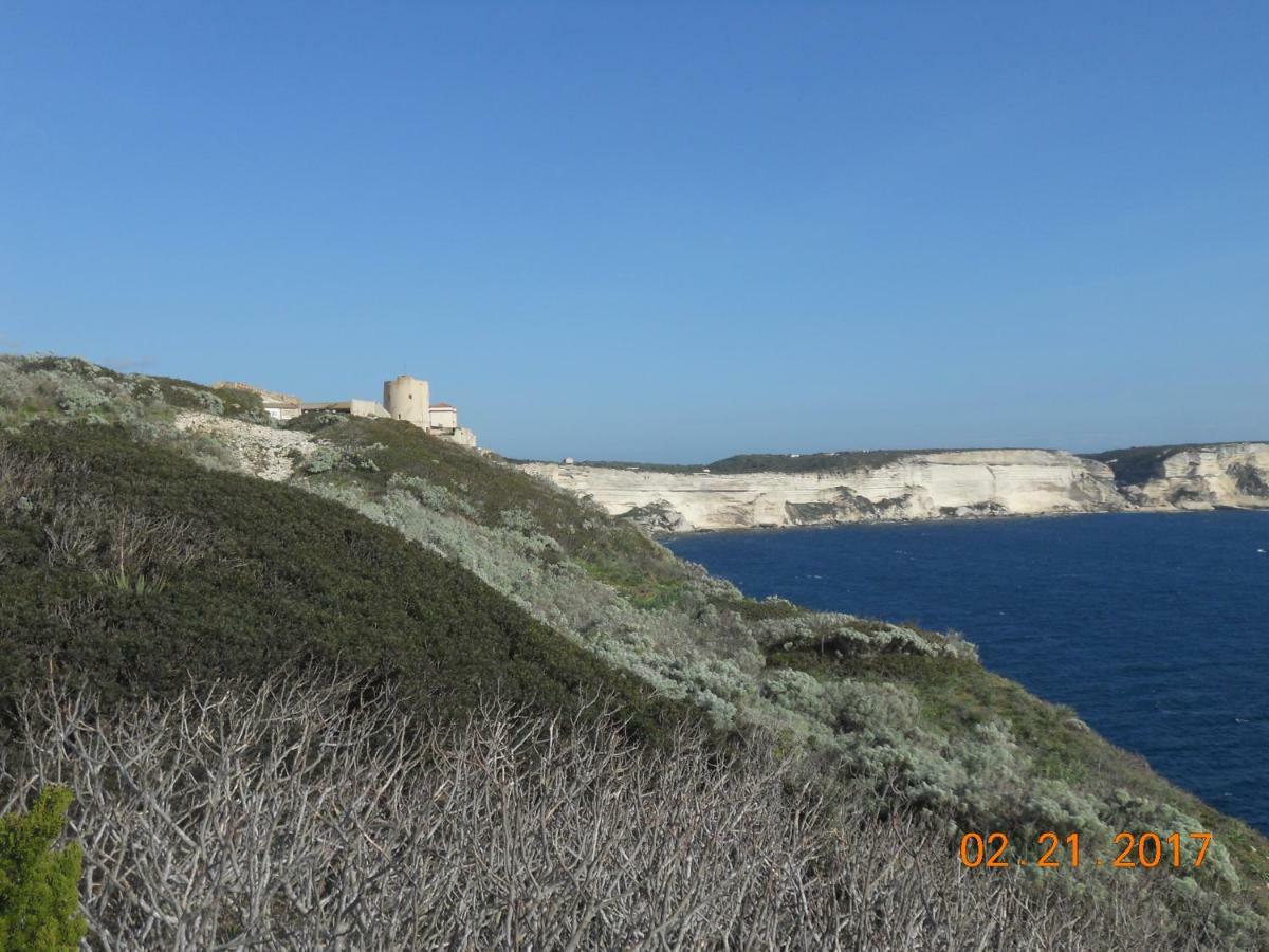 Hebergement Figari Фигари Экстерьер фото